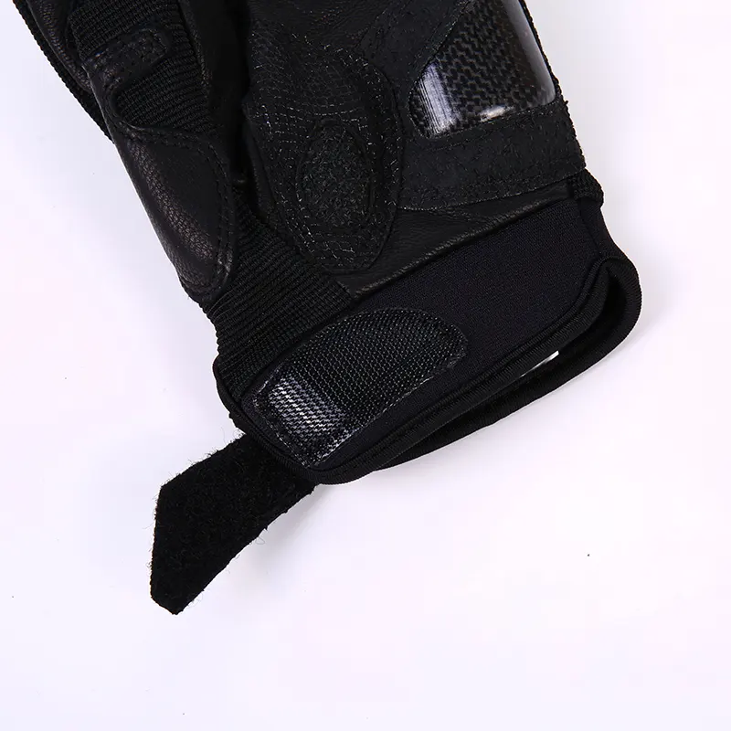 Half Finger Carbon Fiber Tactical Gloves